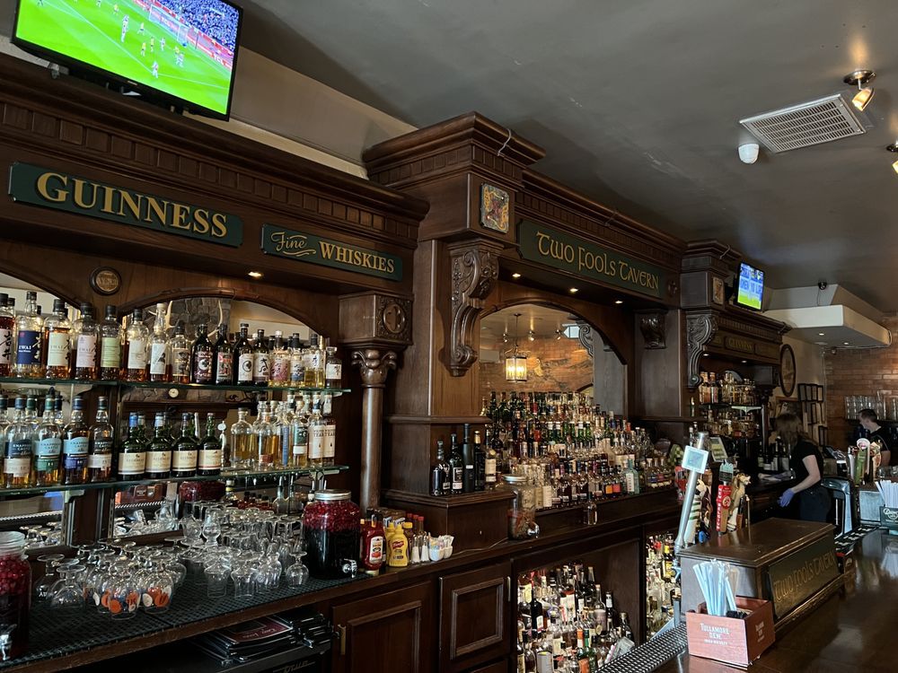 Two fools Tavern