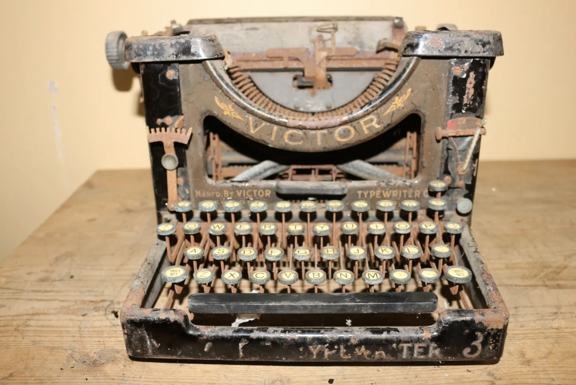 Vintage Typewriter