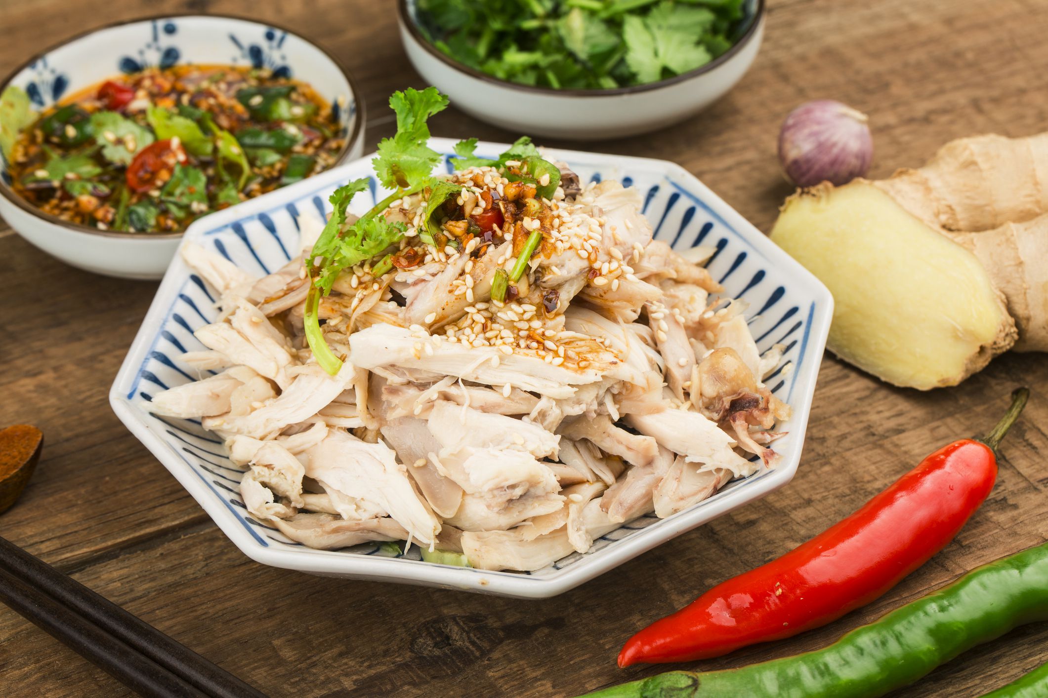 A Chinese dish: shredded chicken