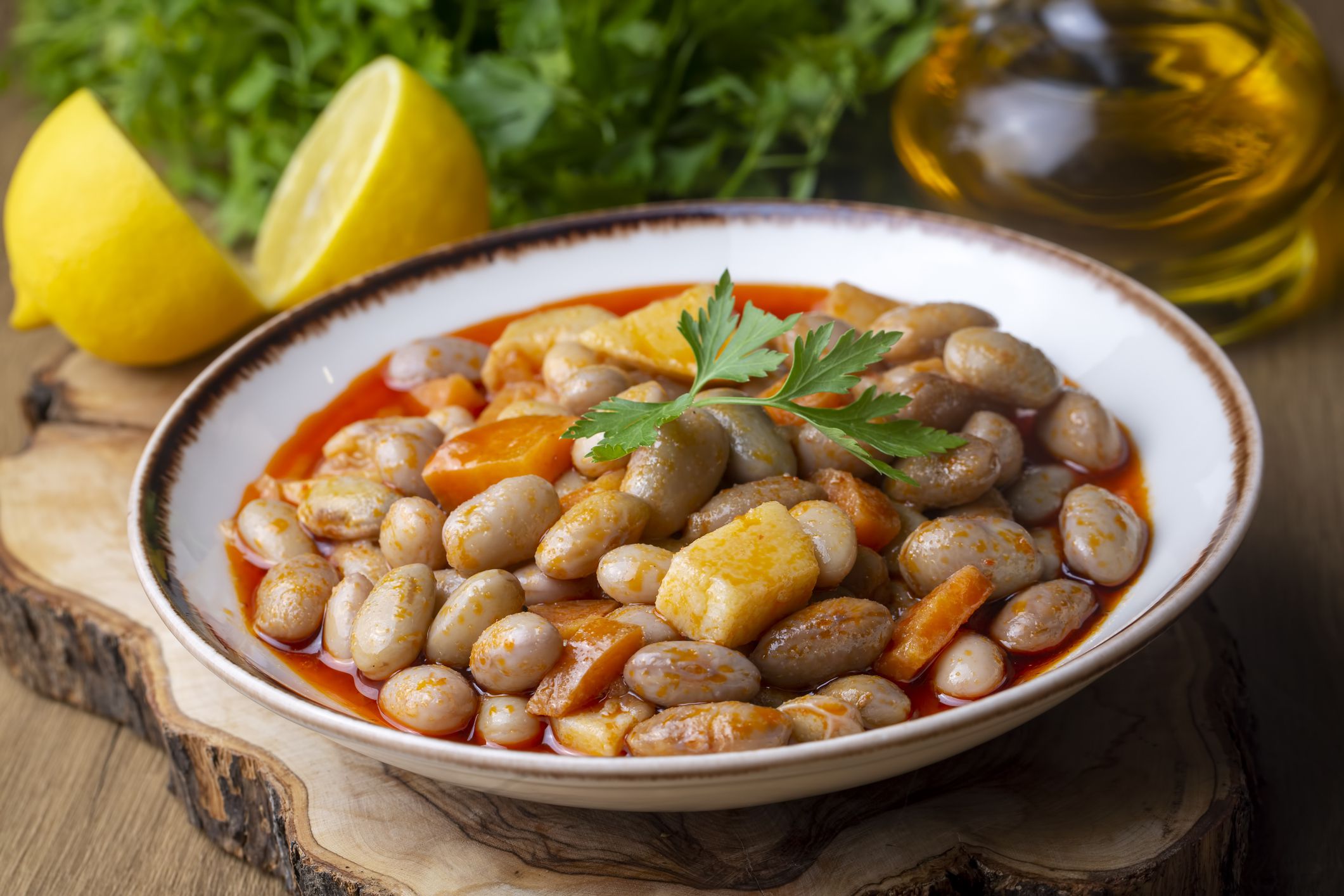 Cranberry Bean Stew Turkish Barbunya Pilaki, Potato and carrot pinto beans (Turkish name; patatesli ve havuclu barbunya)