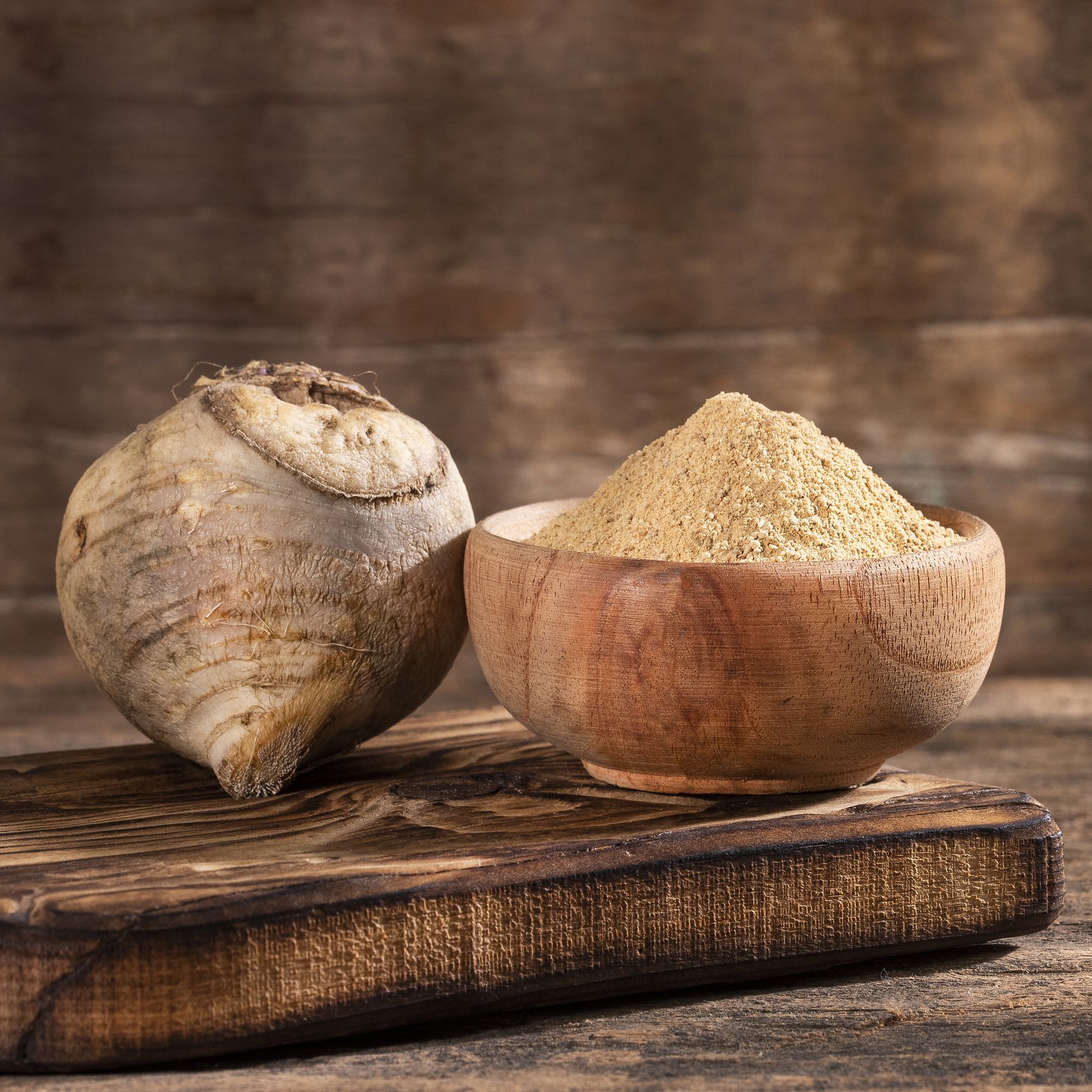 Maca andean ginseng - Organic Lepidium meyenii powder in the bowl