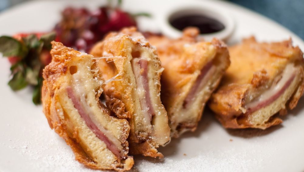 a divided monte cristo sandwich