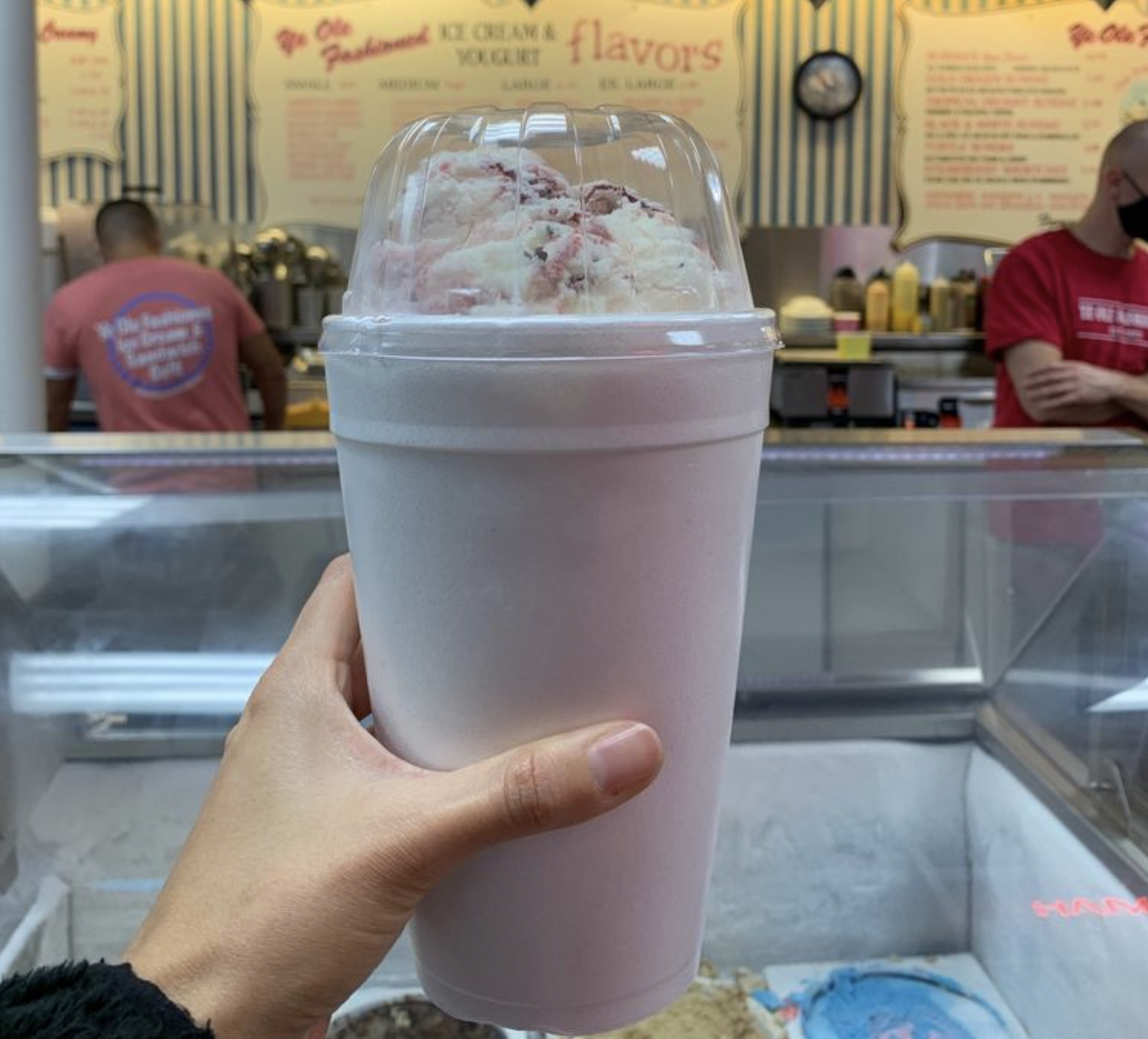 Ye Ole Fashioned Ice Cream and Sandwich Cafe