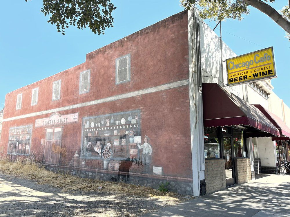 The Chicago Cafe