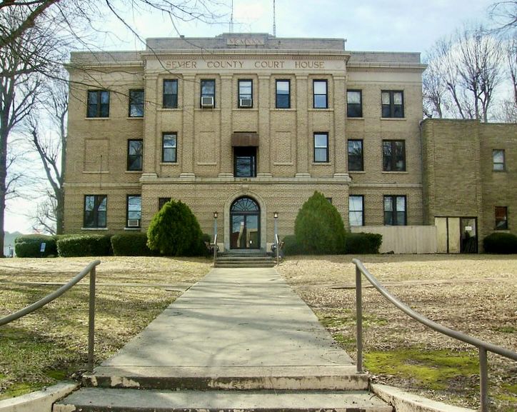 Sevier County Courthouse, DeQueen, Arkansas