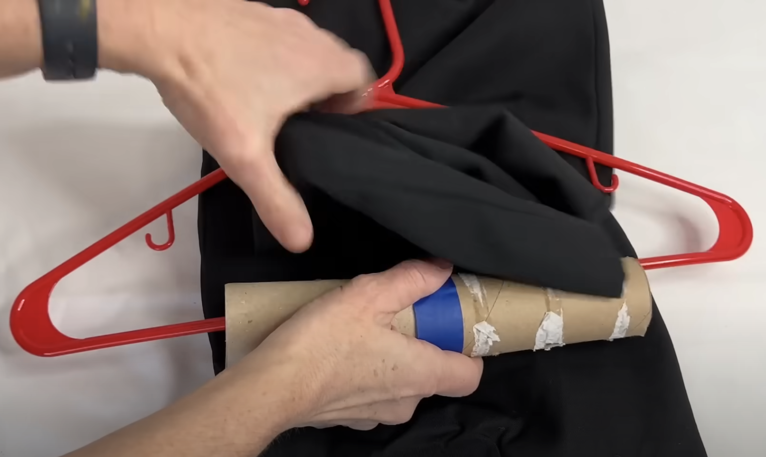 Paper Towel Roll Crease-Proof Hangers