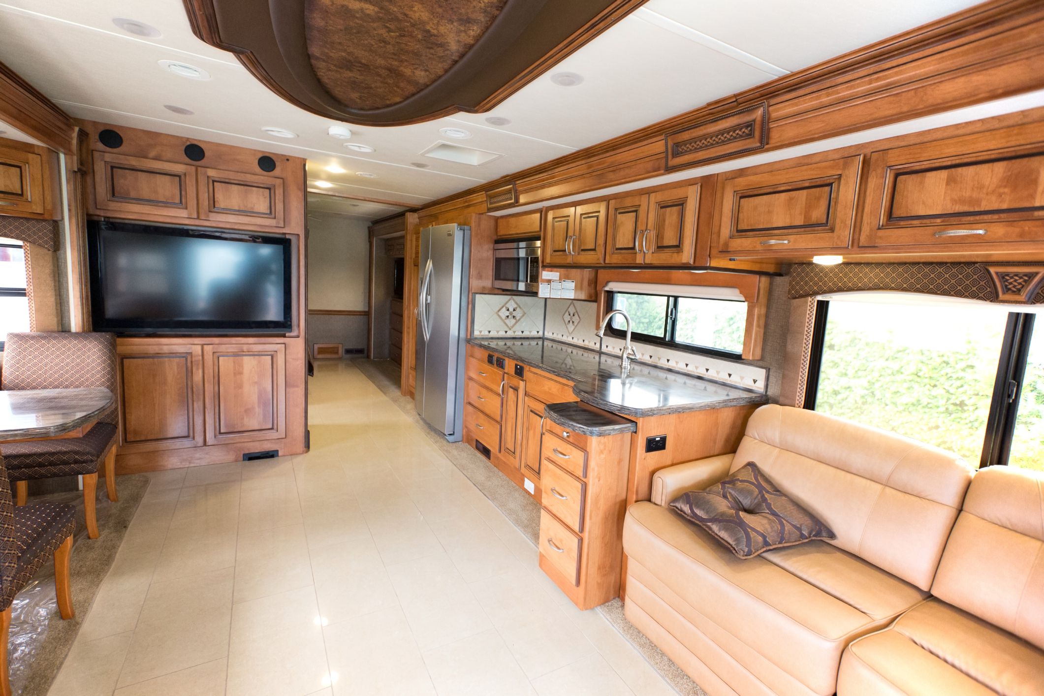 A view of the inside of a new mobile home. rr
