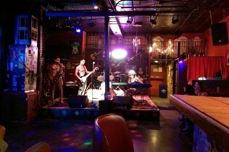 Banks Street Bar Grill, New Orleans