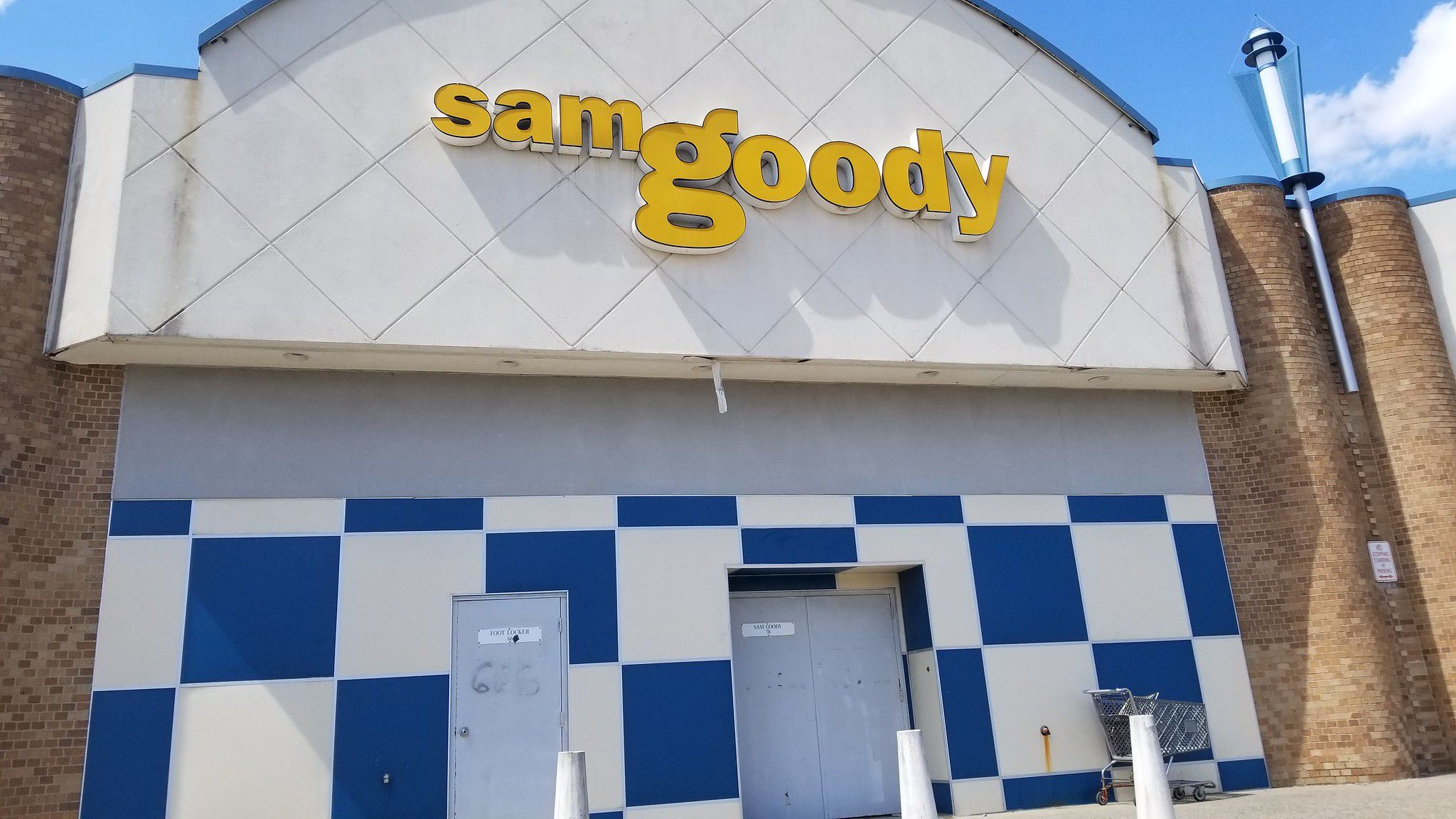 Closed Sam Goody store at the Wayne Hills Mall in Wayne, New Jersey