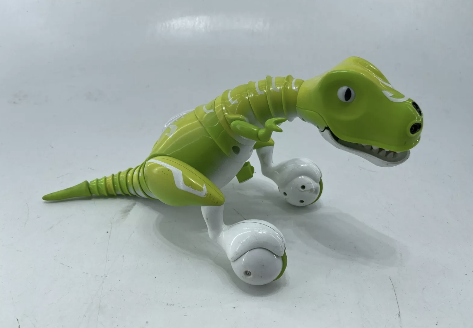 Zoomer Dino