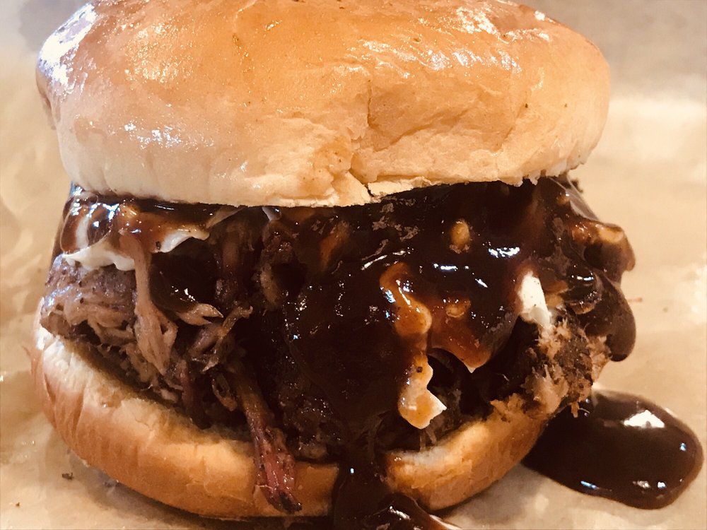 North Carolina: Carolina-Style Pulled Pork