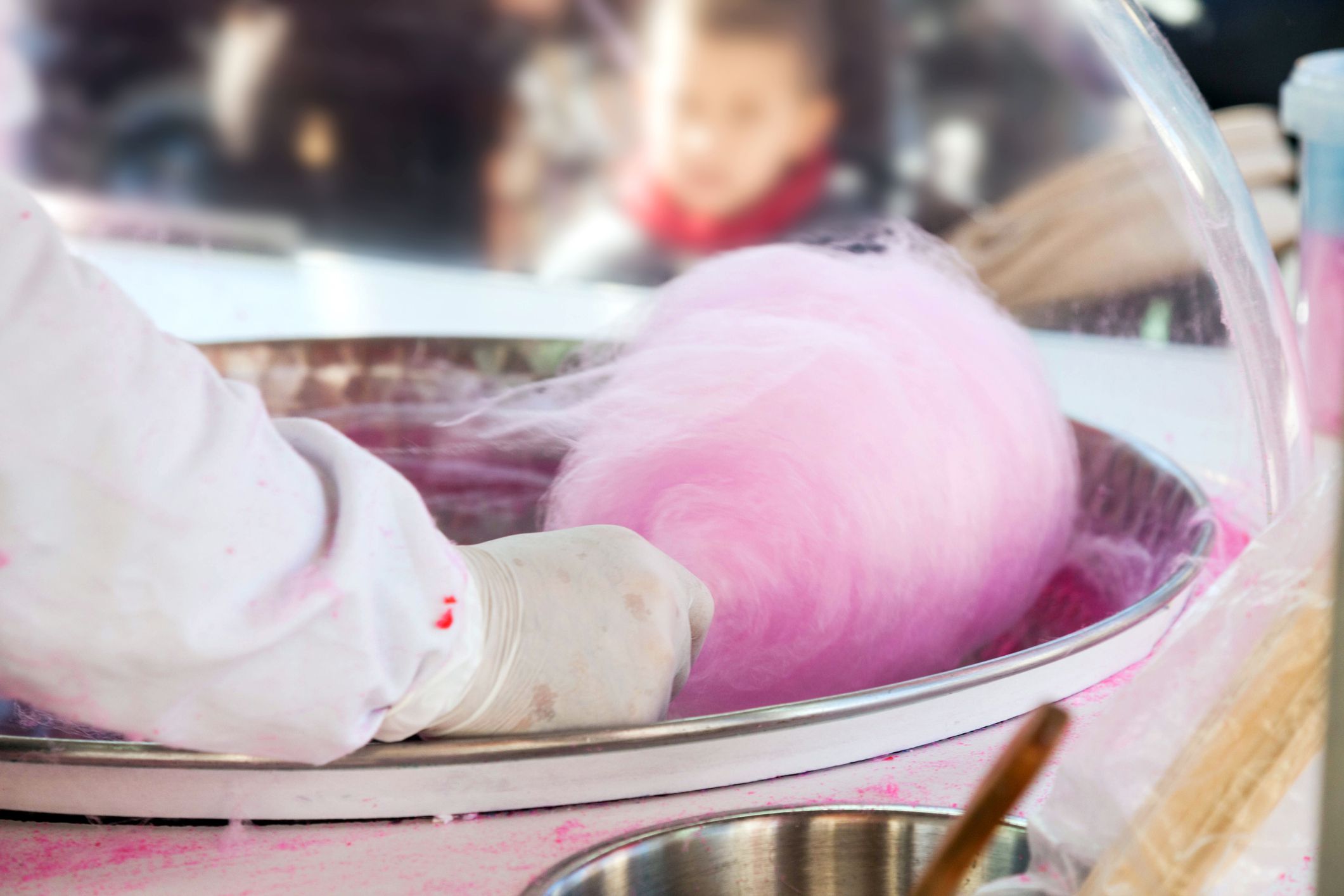 hand spinning cotton candy