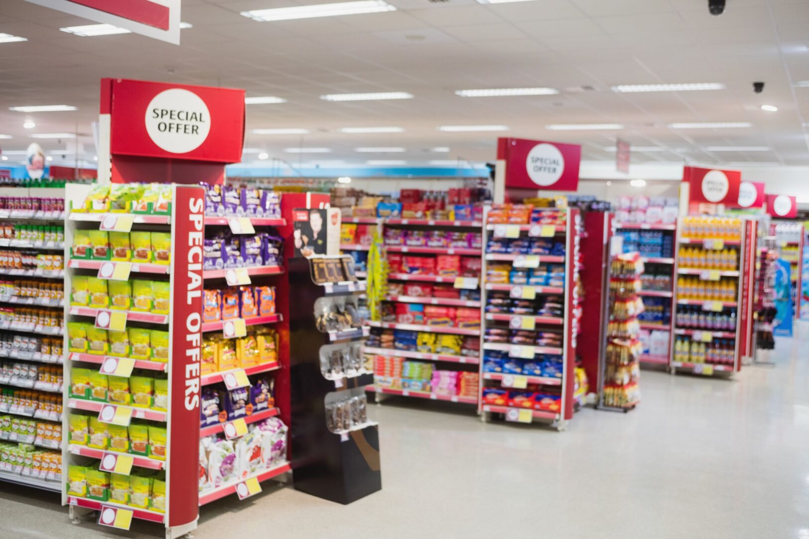 35 Tricks To Save Serious Money at the Grocery Store
