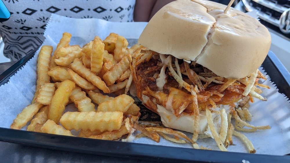 El Mago de las Fritas burger miami