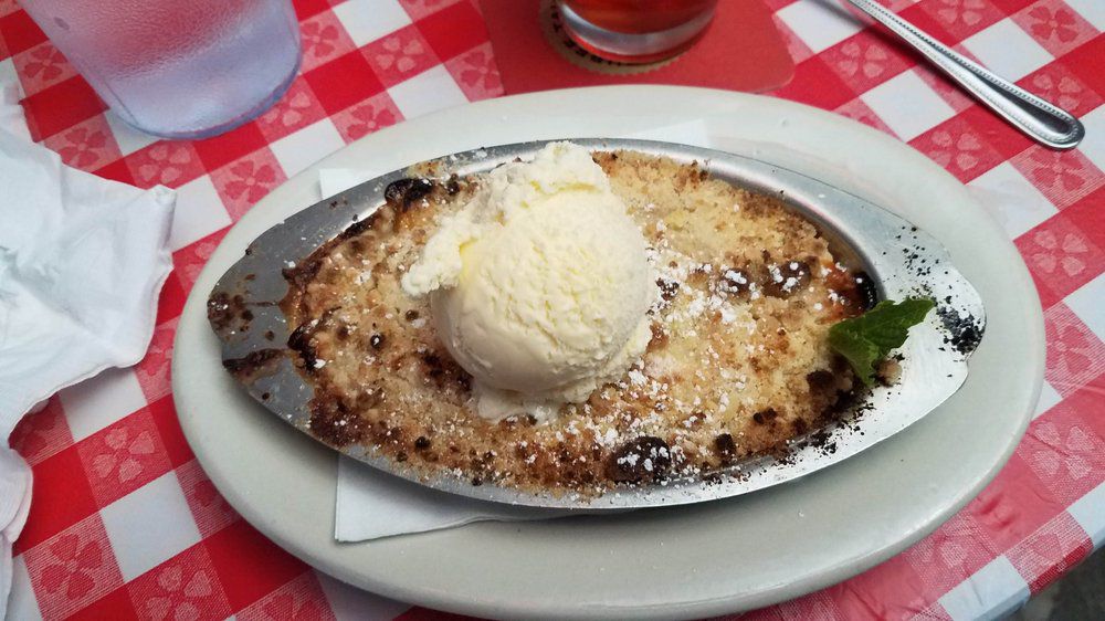 Georgia: Peach Cobbler