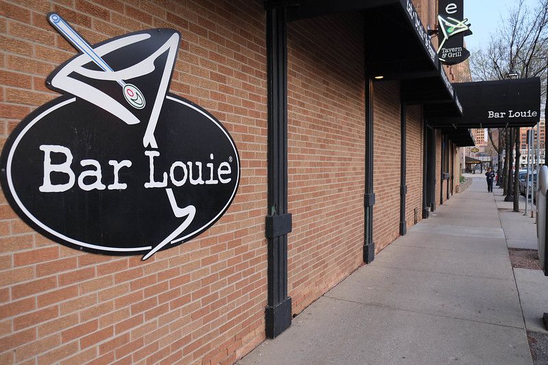 Bar Louie