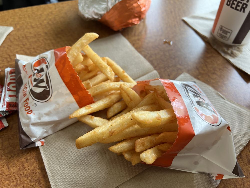 A&W – Regular Fries