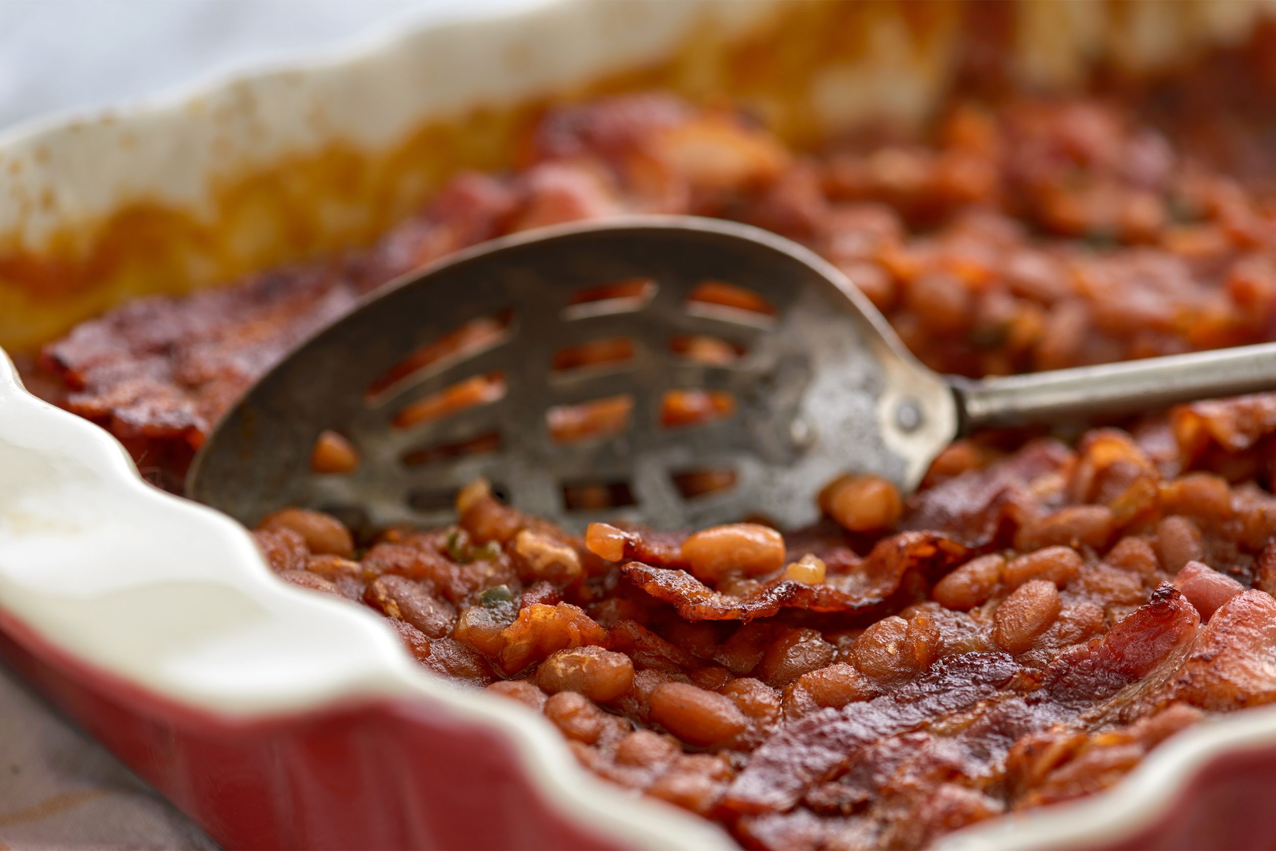 Baked beans with bacon