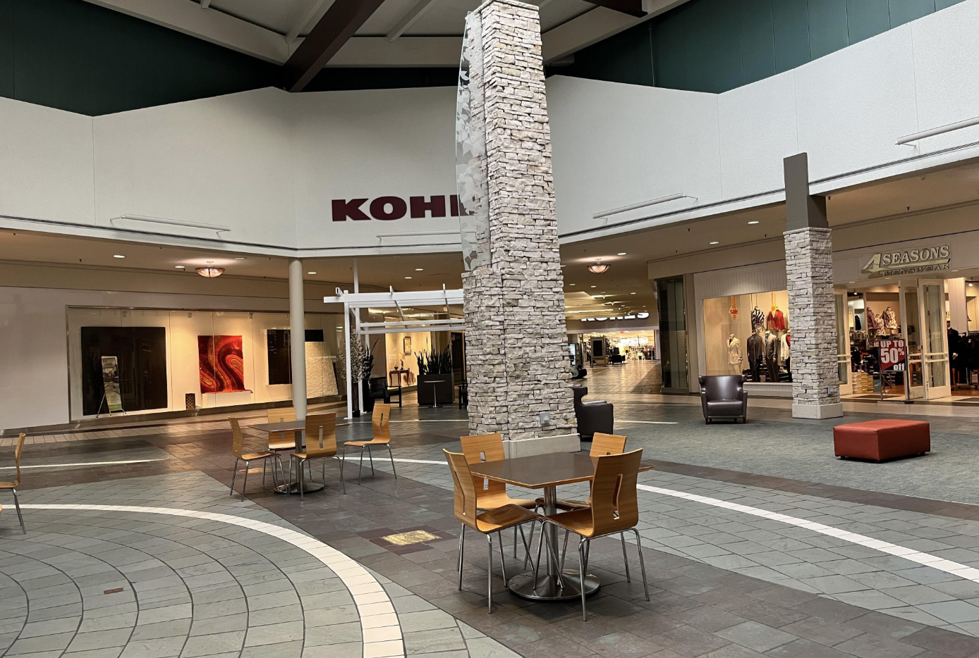 Kohl's Spring Hill Mall