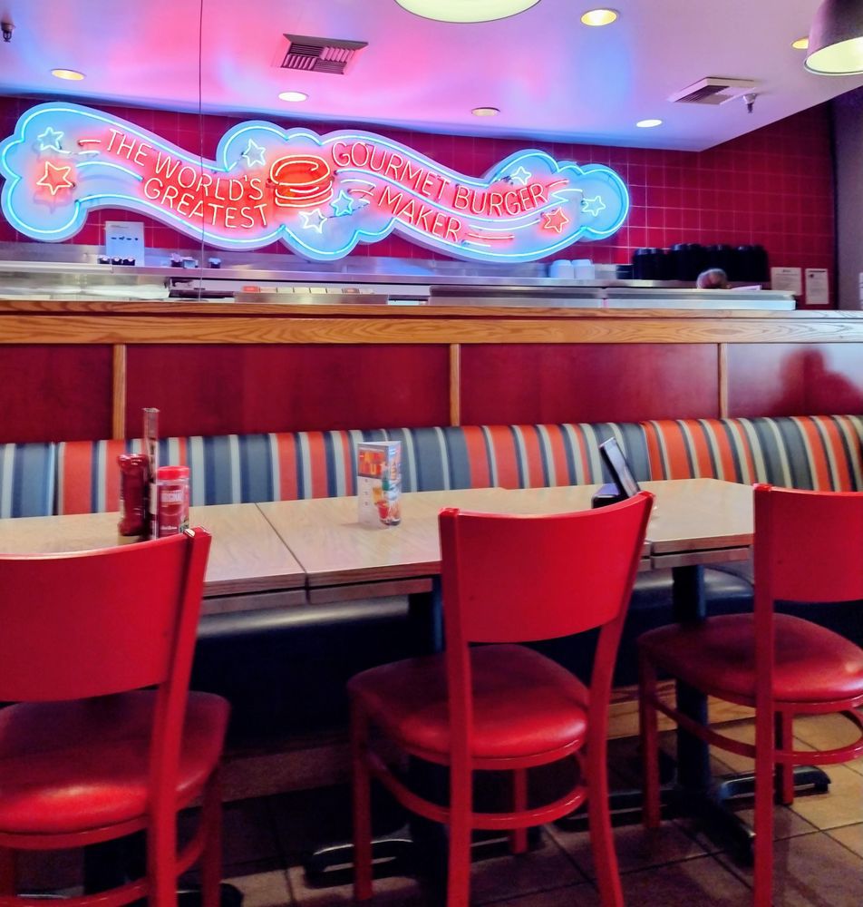 Red Robin restaurant interior