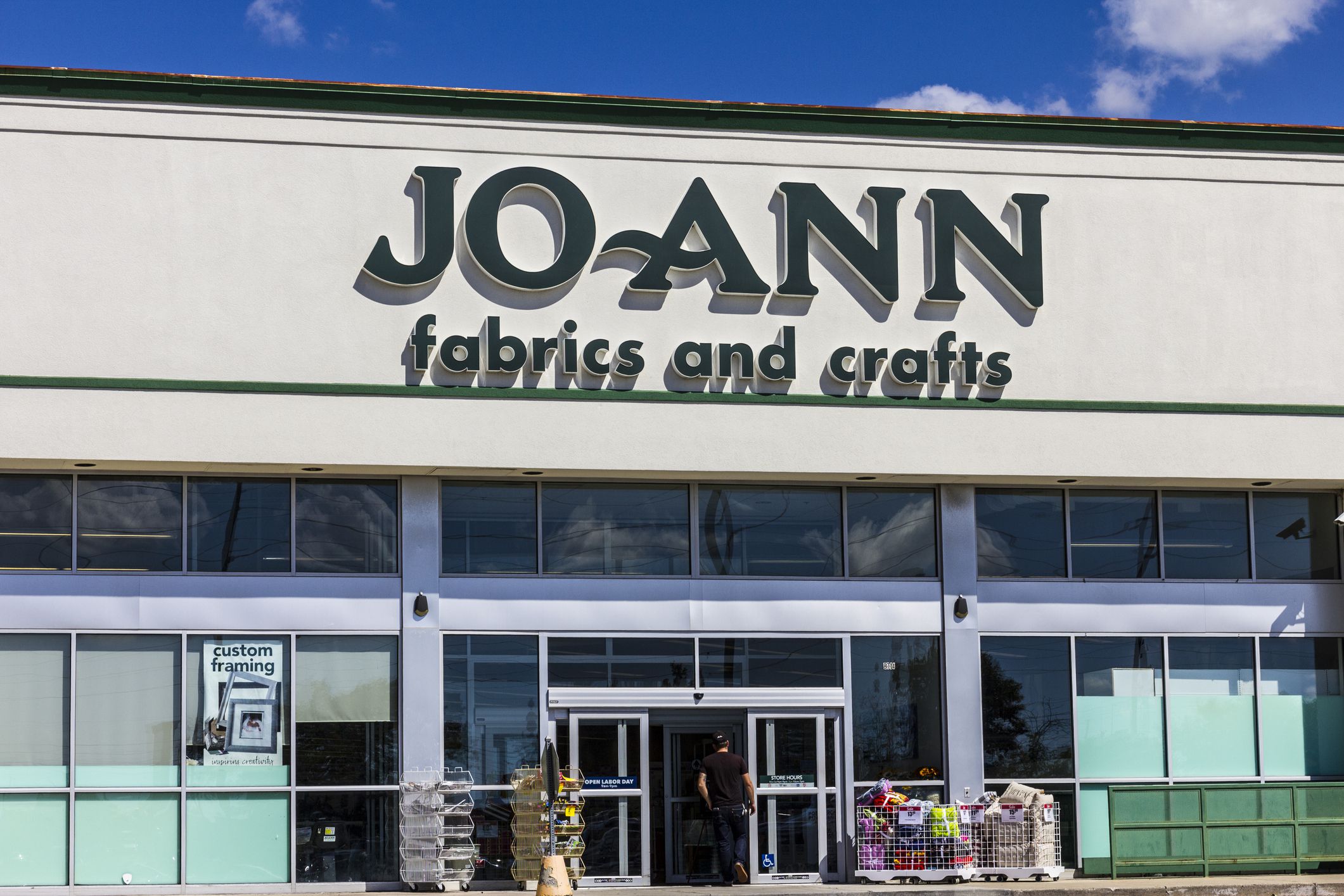 Indianapolis, US - September 3, 2016: JoAnn Fabrics and Crafts Retail Location. Jo-Ann Stores, Inc. is a retailer based in Hudson, Ohio I