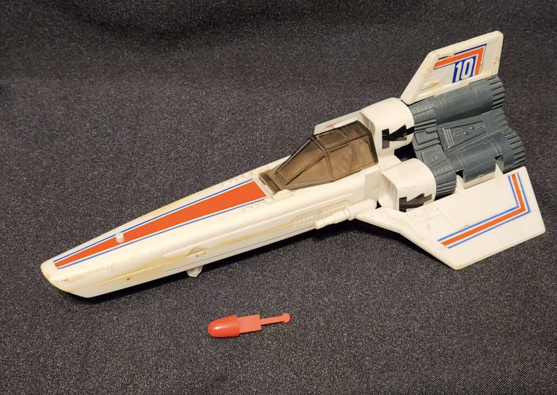 1978 Mattel Battlestar Galactica Colonial Viper mark 1 (firing missile)