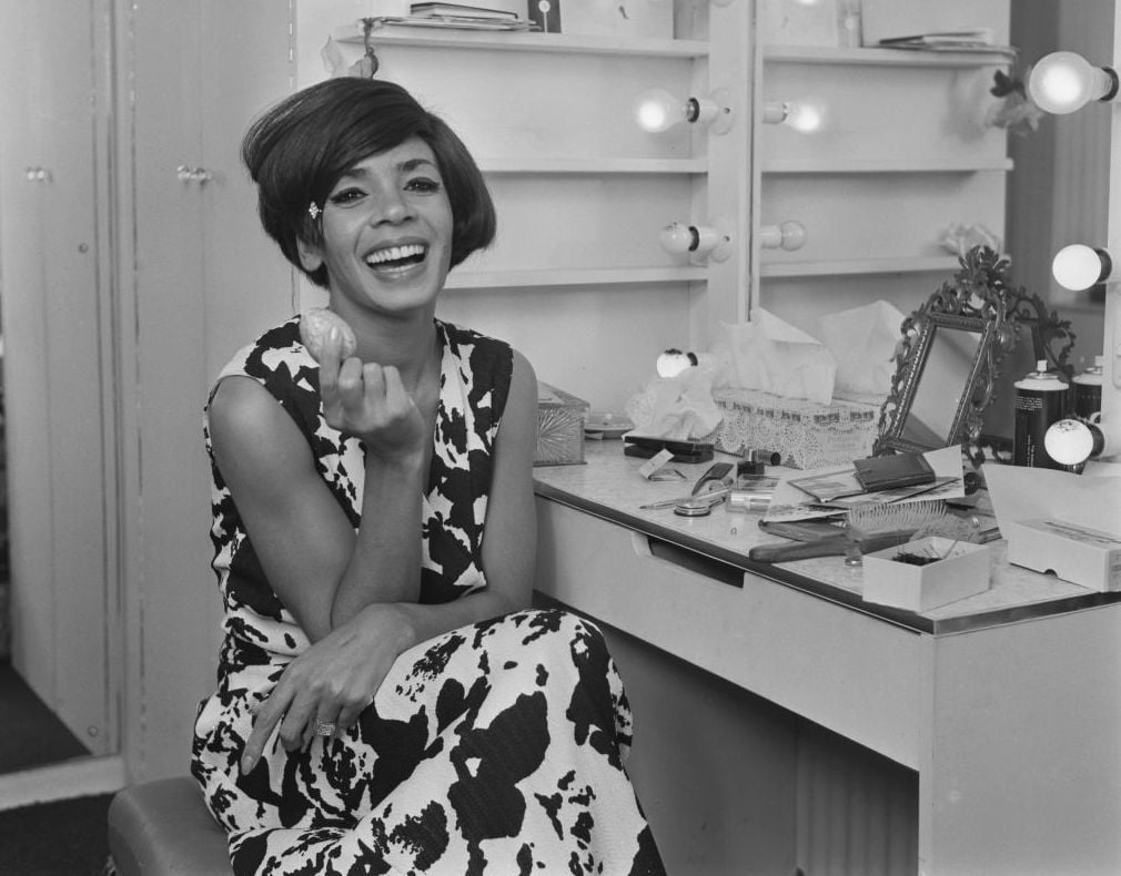 Welsh singer Shirley Bassey in her dressing room at the Prince of Wales Theatre in London, UK, 19th July 1966.
