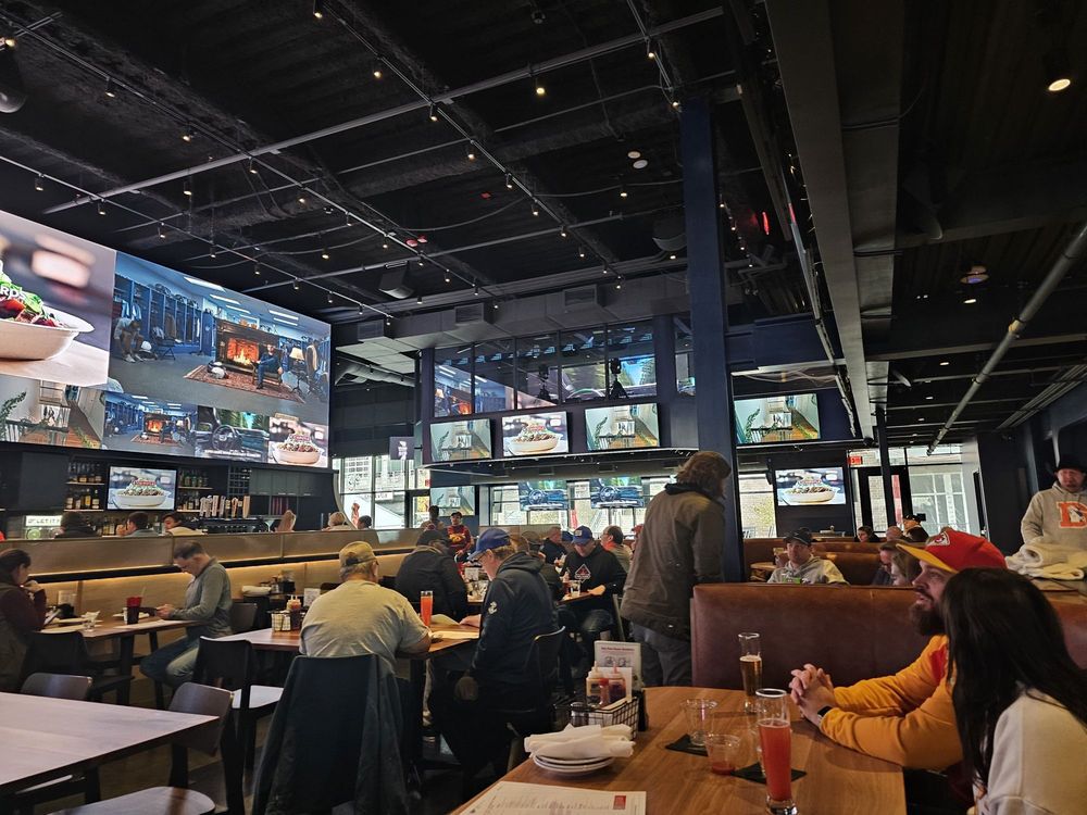 Let It Fly Sportsbar