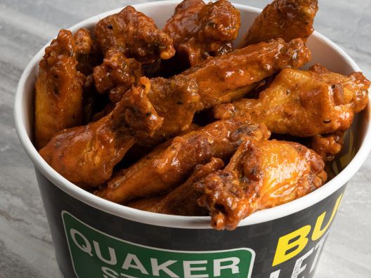 Quaker Steak & Lube chicken wings
