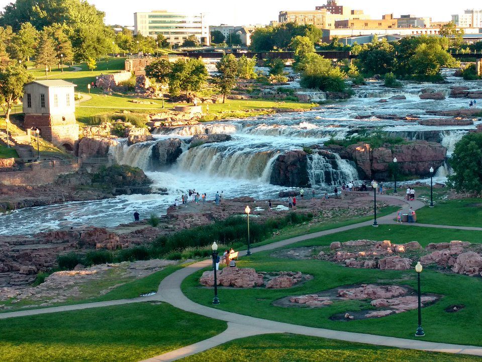 South Dakota: Harrisburg