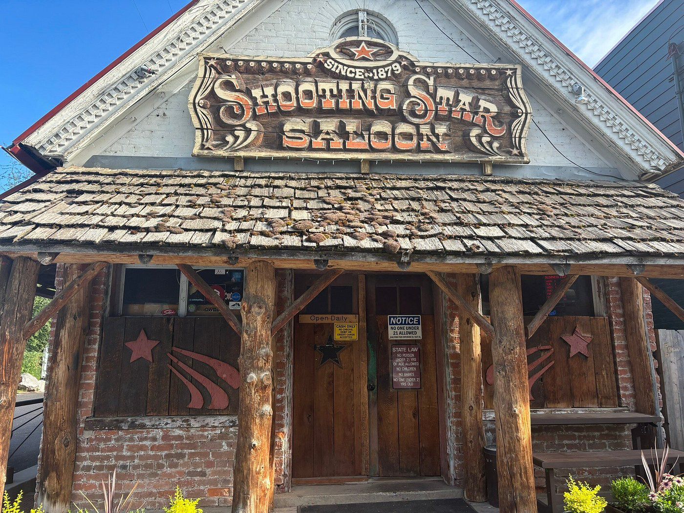 Shooting Star Saloon Huntsville in Utah exterior