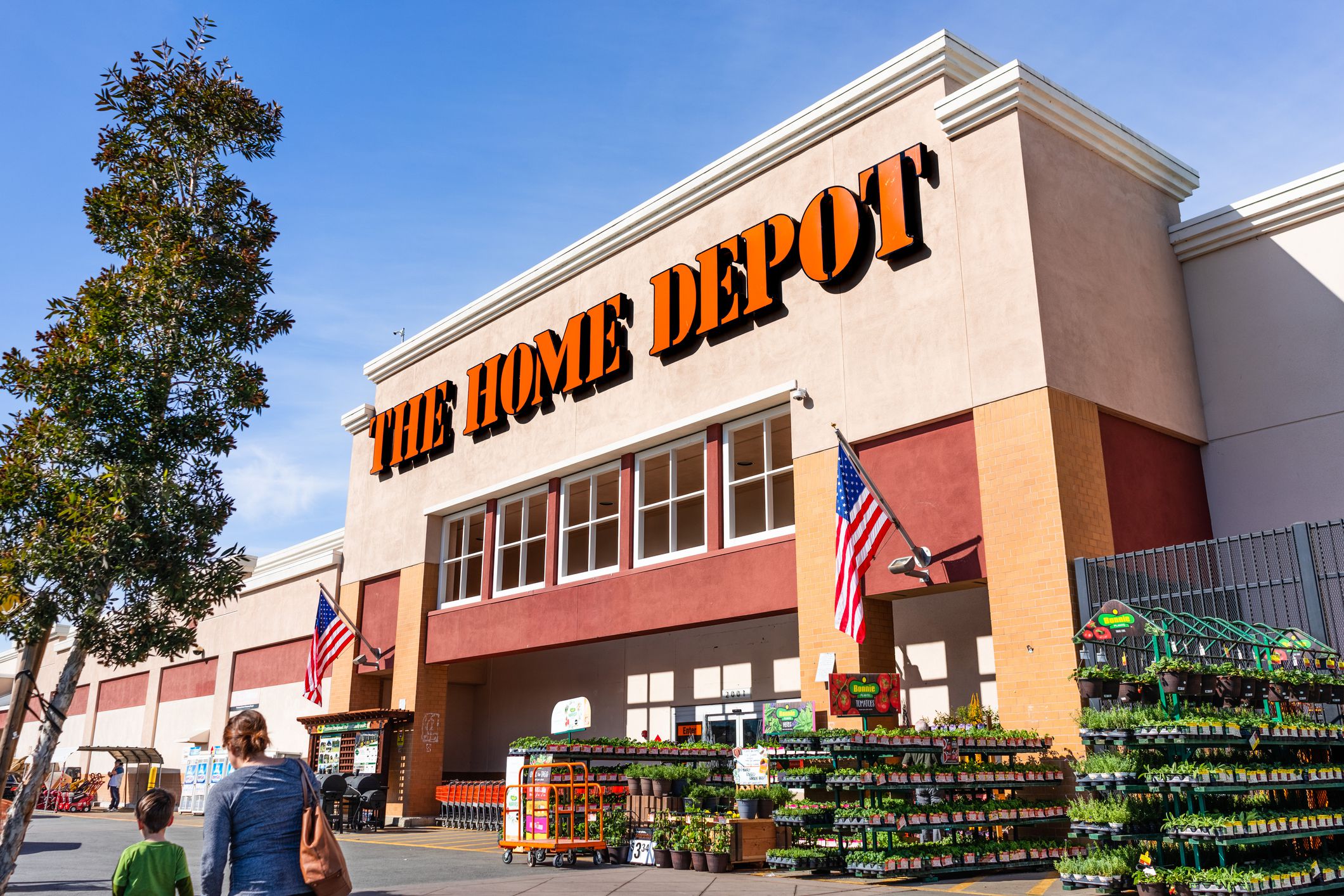 Feb 19, 2020 San Mateo / CA / USA - People shopping at Home Depot in San Francisco bay area; The Home Depot, Inc. is the largest home improvement retailer in the USA