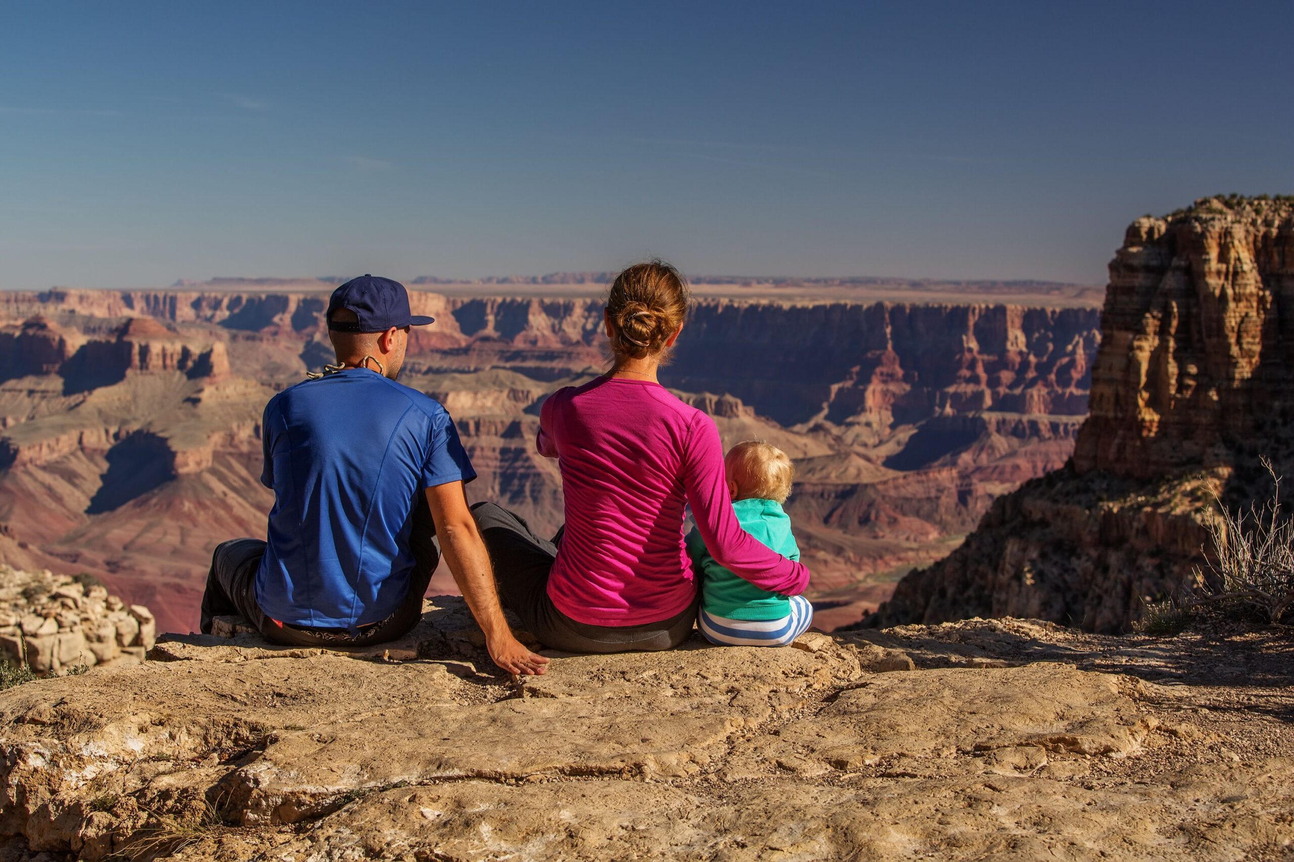 A family in Grand Canyon National Park, South Rim, Arizona, USA