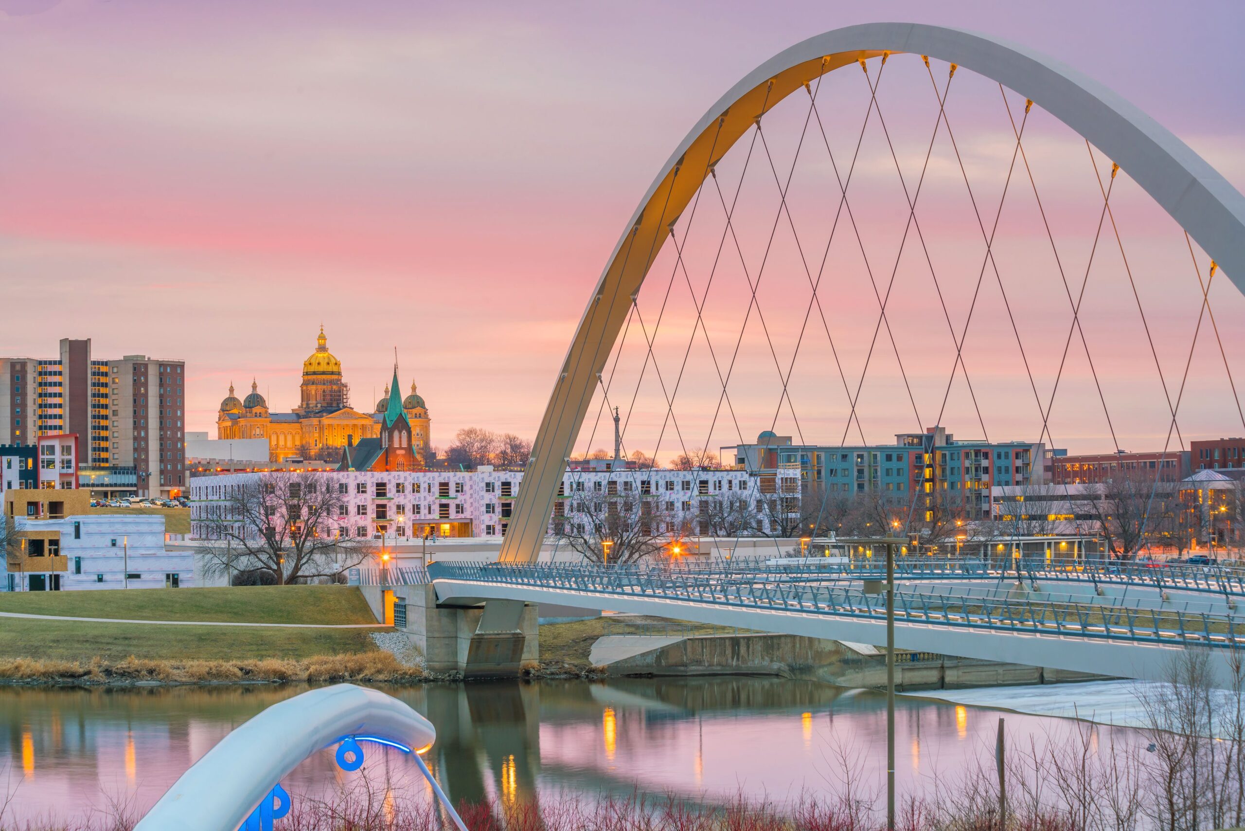 Des Moines Iowa skyline in USA (United States)
