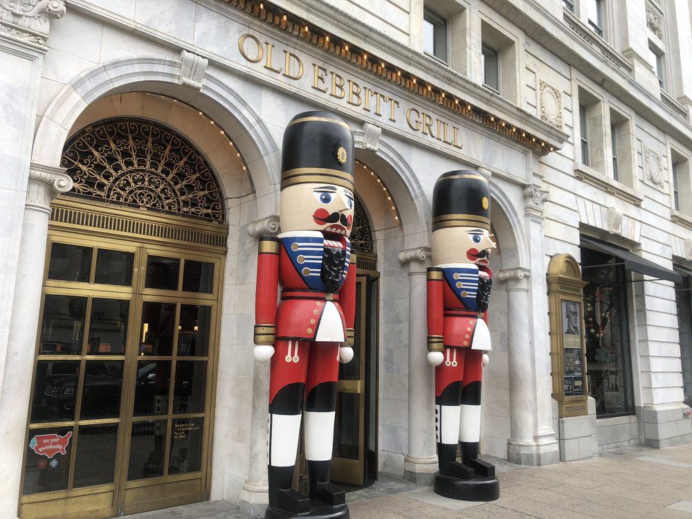 Washington, D.C.: Old Ebbitt Grill