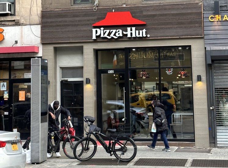 Pizza Hut NYC