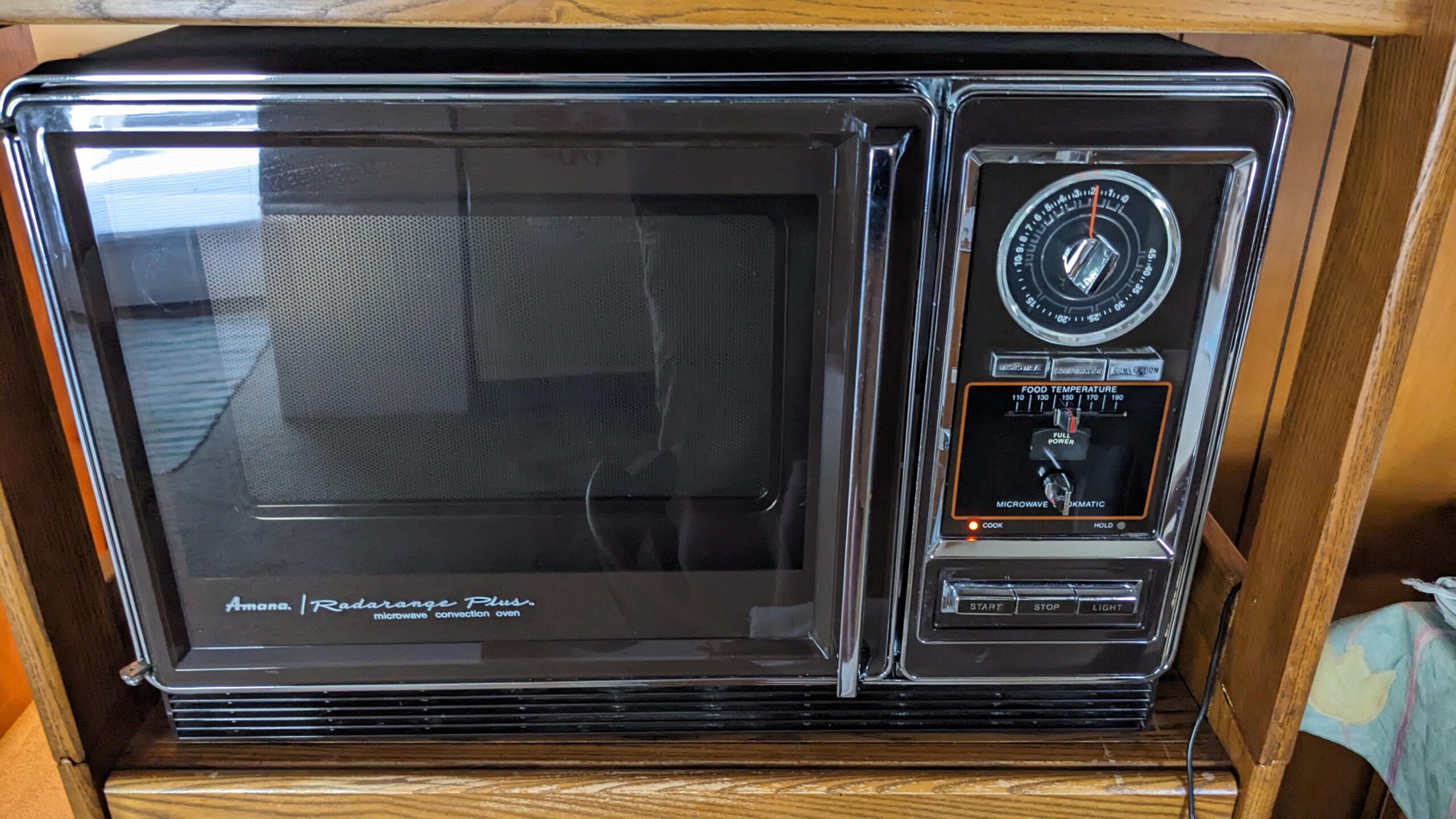 1970s Microwave