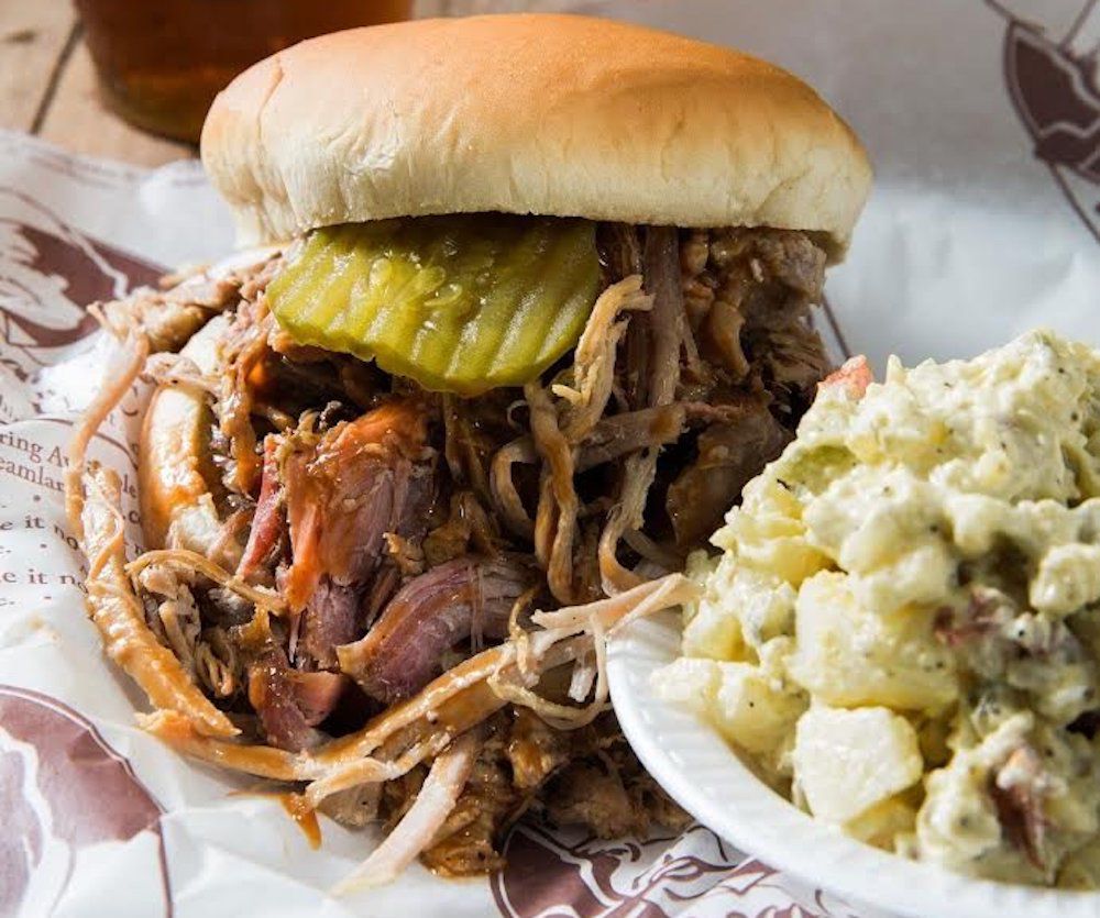 Dreamland BBQ sandwich with pickles