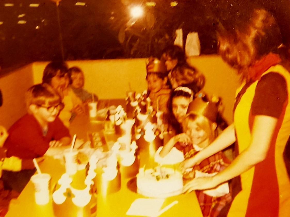 Birthday party at Burger King 1980, check out the uniform