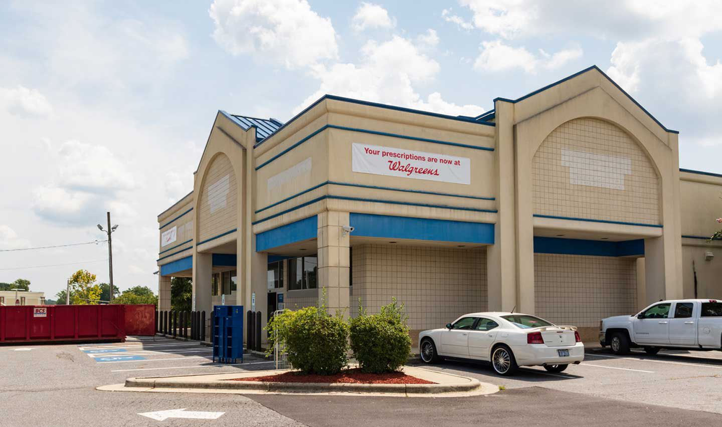 Closed Rite-Aid that says your prescriptions are now at Walgreens