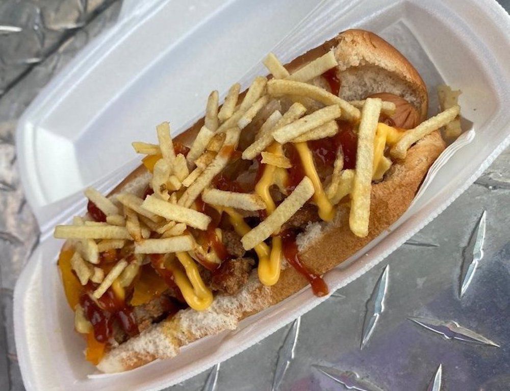 El Atracón Puerto Rico Style Hot Dog