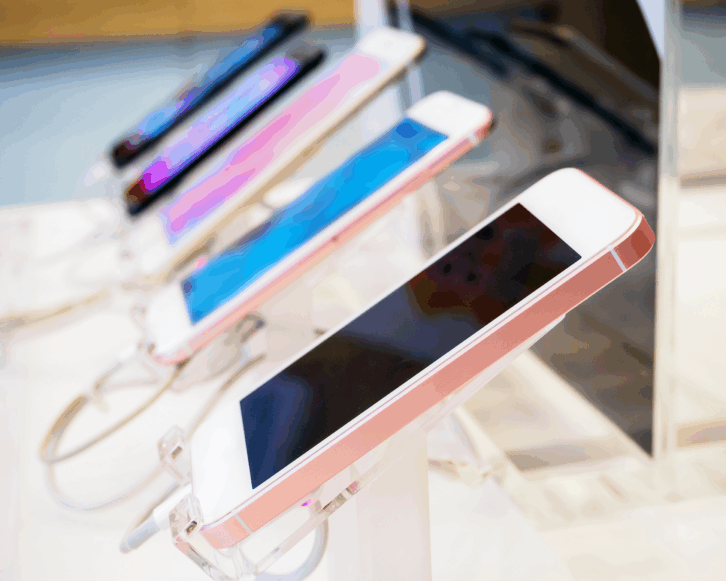 Row of cellphones in a store