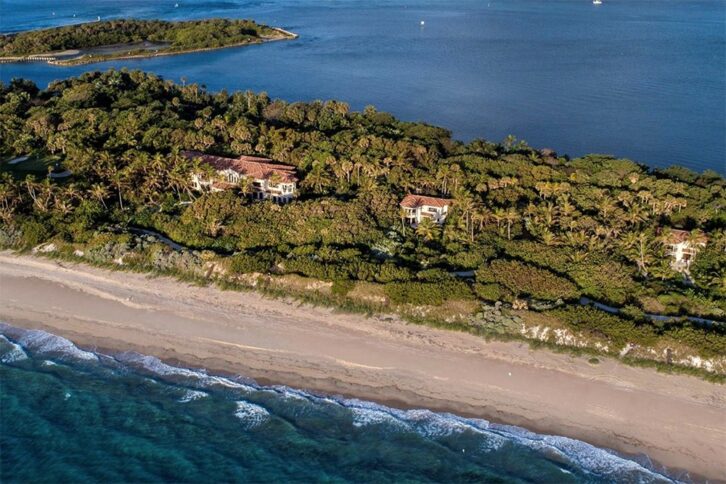 expensive beachfront property on Manalapan, Florida