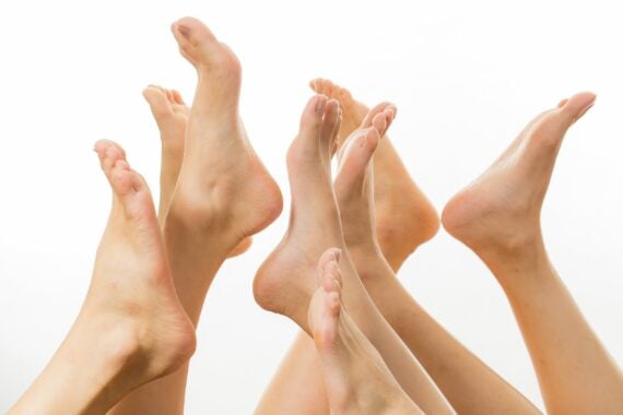 feet