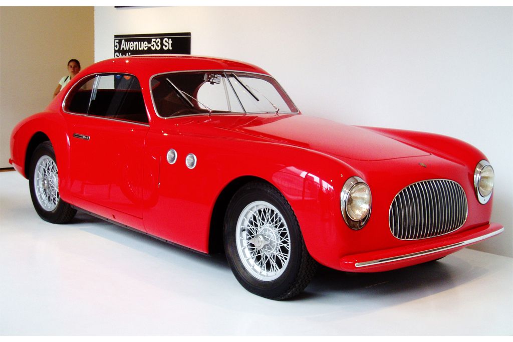 red cisitalia 202 gt