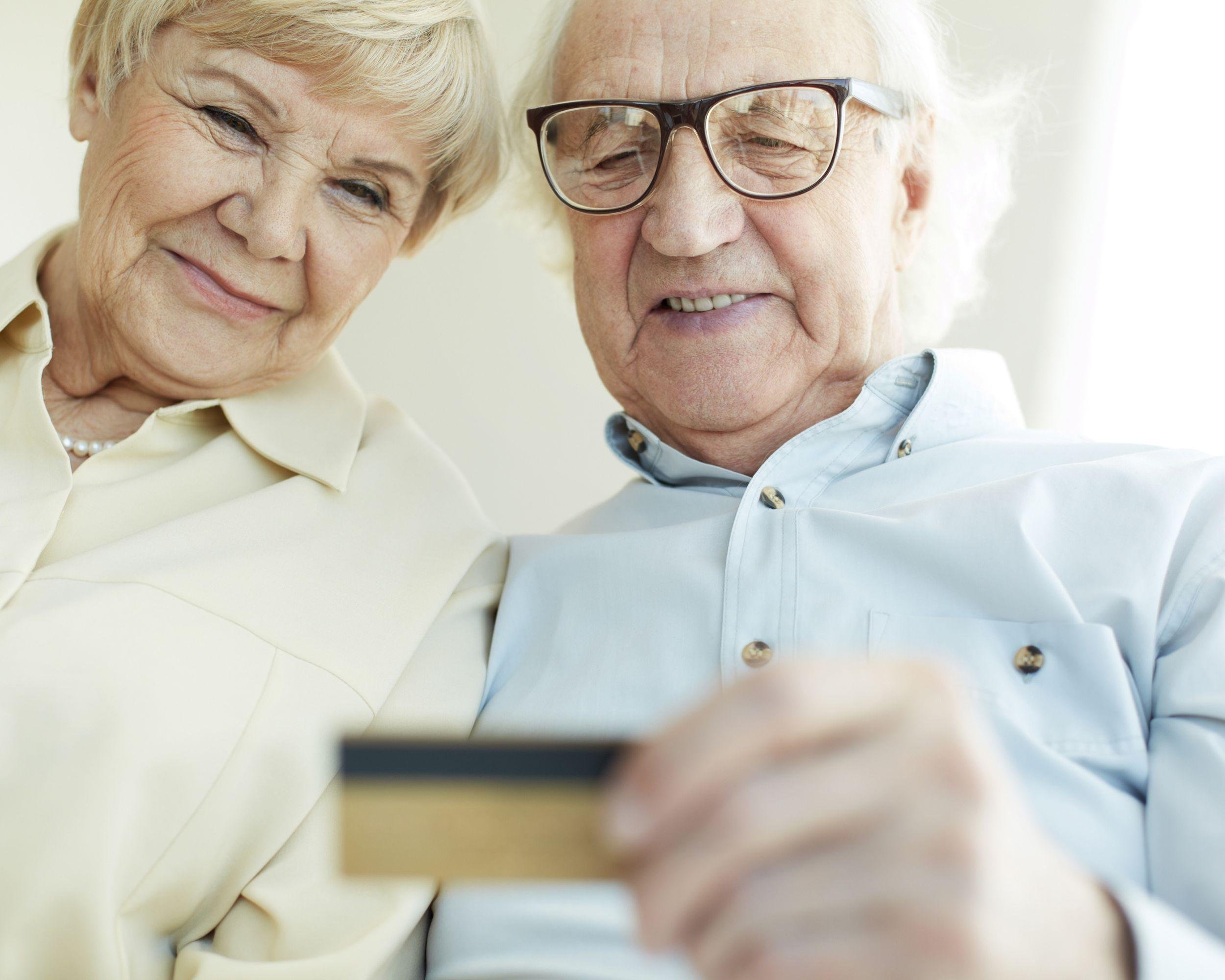 332 20160429 050649 3302 121714 50 Savings Tips
