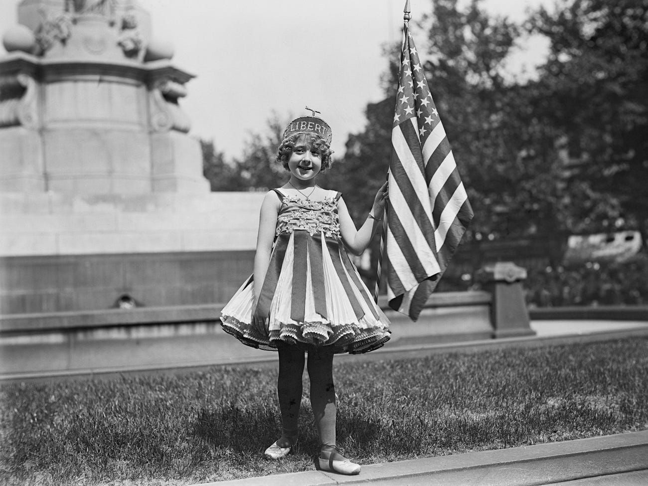 Little girl at 4th of July celebration in Washington DC -1916