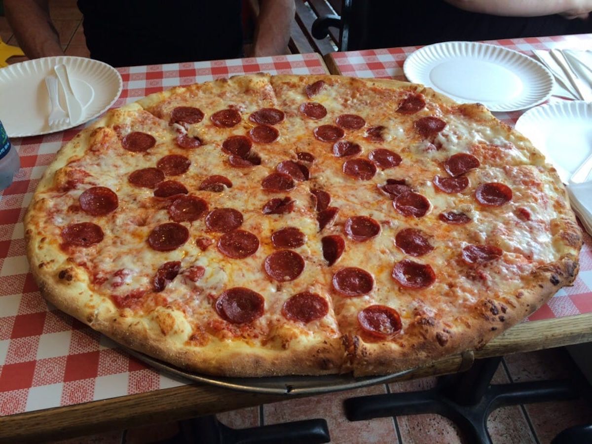 Alley Cat Pizzeria in Manchester, New Hampshire