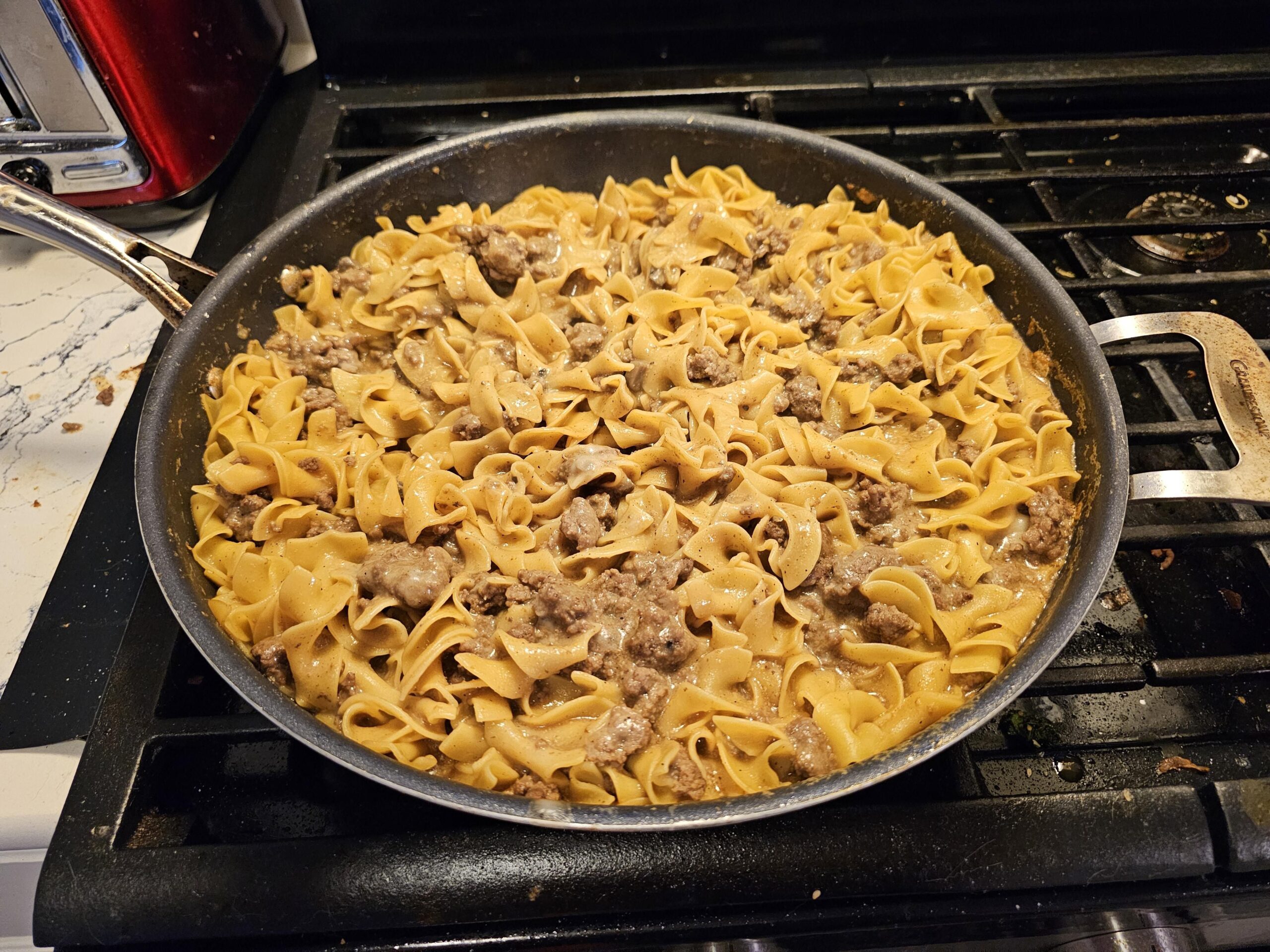 Nostalgic - Homemade Beef Stroganoff (Hamburger Helper Style)