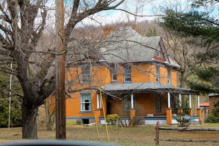 Buffalo Bill's house from Silence of the Lambs, located in Layton, PA